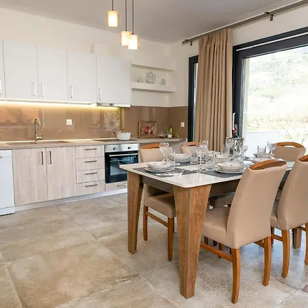 Filos * Nea Iraklitsa