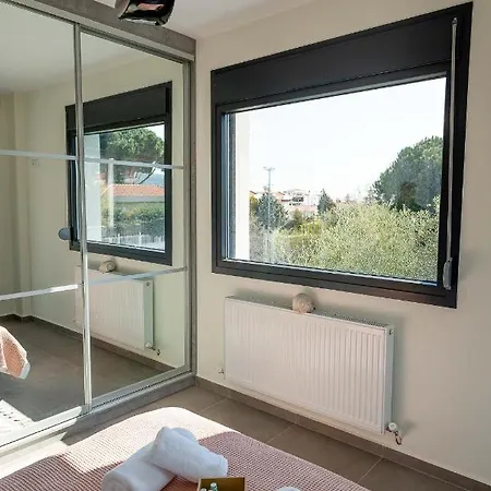 فيلة Filos Nea Iraklitsa